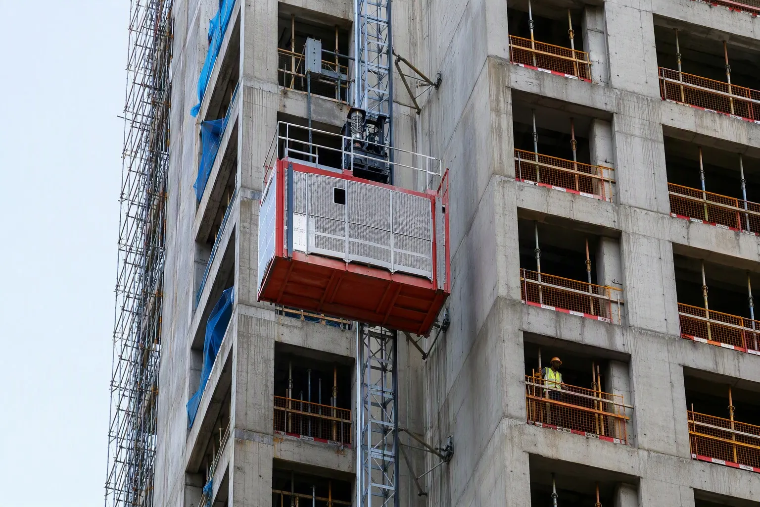 Construction Hoist